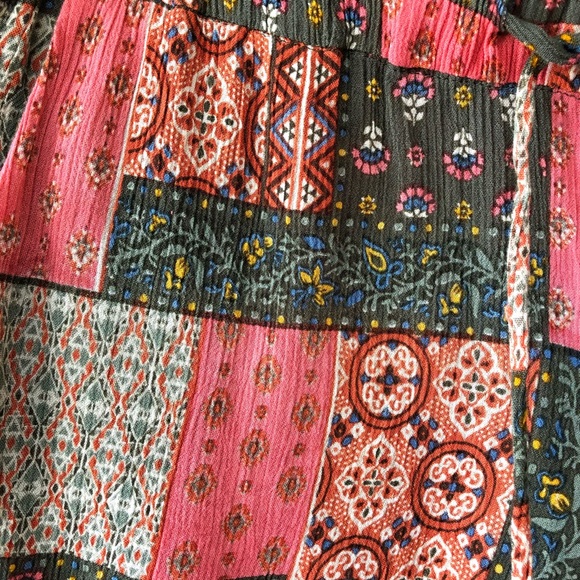 KUT FROM THE KLOTH patchwork shorts, size 10 - Picture 2 of 6